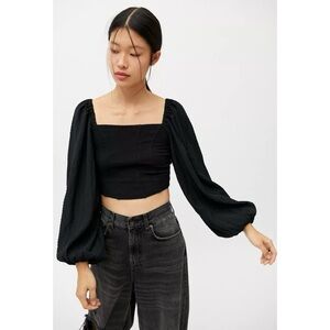 URBAN OUTFITTERS CLAUDIA BLACK BLOUSE TOP SIZE Medium Puff Sleeve Peasant